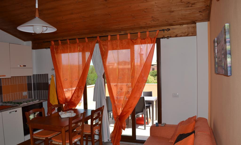Apartments Mimose Badesi Room photo